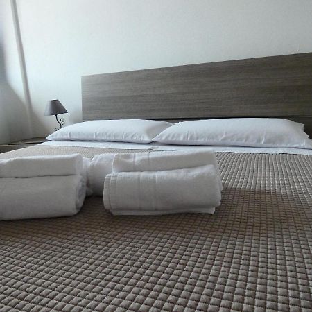 B&B Madie Кастельсардо Экстерьер фото